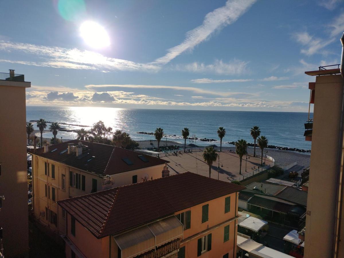 Casa Al Mare Apartment Ventimiglia Luaran gambar