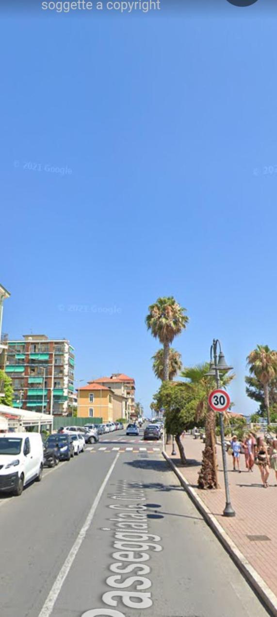 Casa Al Mare Apartment Ventimiglia Luaran gambar
