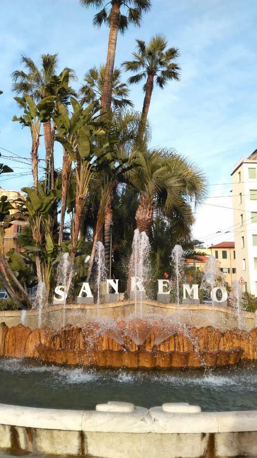 Casa Al Mare Apartment Ventimiglia Luaran gambar